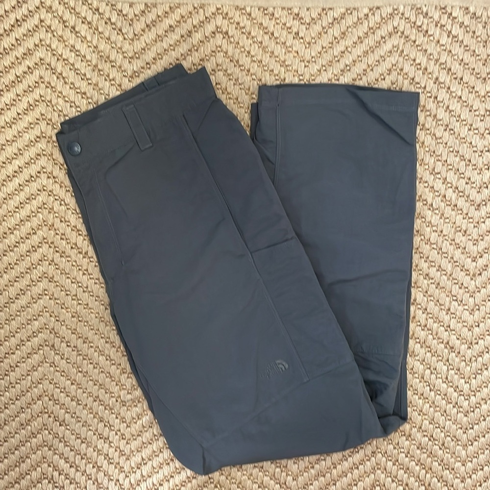 The North Face Wide Legged Cargo Pants Durable Outdoor Wear - Dark Grey - 34